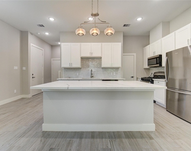 4536 Sunflower Street - Photo Thumbnail 3
