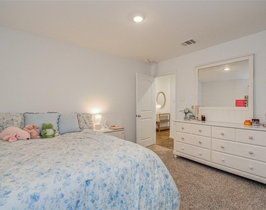 14344 Rain Drive - Photo Thumbnail 7