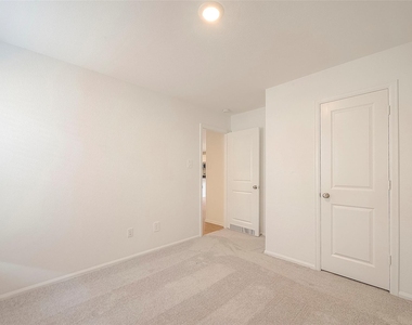 1491 Las Cuevas Drive - Photo Thumbnail 19