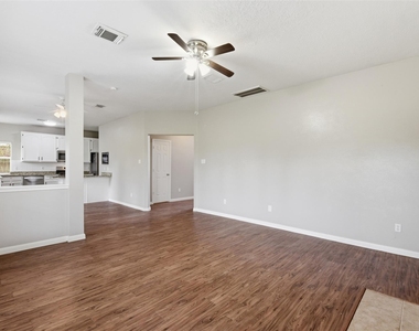 3327 Shady Glen Lane - Photo Thumbnail 8
