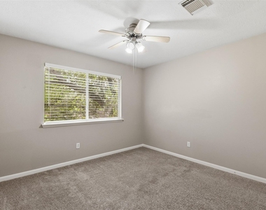3327 Shady Glen Lane - Photo Thumbnail 31