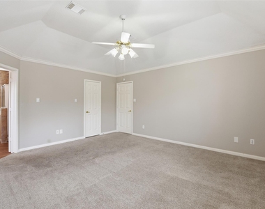 3327 Shady Glen Lane - Photo Thumbnail 24