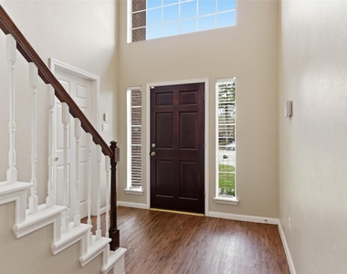 3327 Shady Glen Lane - Photo Thumbnail 4