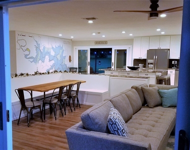 2055 Island View - Photo Thumbnail 31