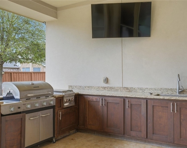 17614 Melmore Drive - Photo Thumbnail 24