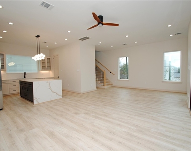 6310 Illinois Street - Photo Thumbnail 8