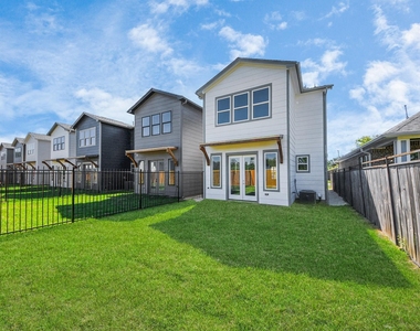 6322 Milwee Street - Photo Thumbnail 32
