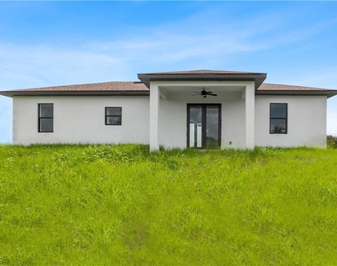 744 Oakridge Avenue S - Photo Thumbnail 17