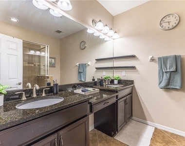 23550 Alamanda Drive - Photo Thumbnail 32