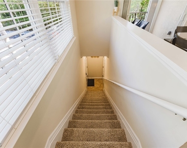 23550 Alamanda Drive - Photo Thumbnail 8
