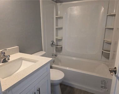 11451 Char Ann Drive - Photo Thumbnail 7