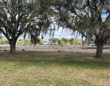 19933 Lake Vista Circle - Photo Thumbnail 15