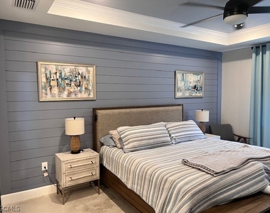 7100 Del Webb Oak Creek Boulevard N - Photo Thumbnail 1