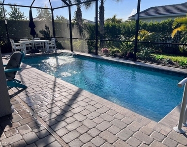 7100 Del Webb Oak Creek Boulevard N - Photo Thumbnail 26