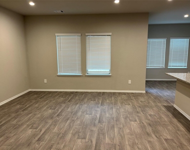 40434 Garden Heights Lane - Photo Thumbnail 7