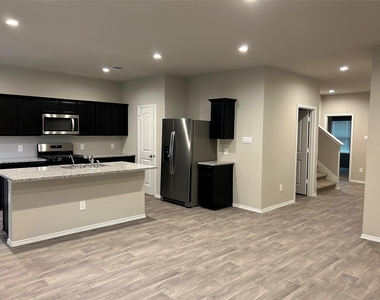 40434 Garden Heights Lane - Photo Thumbnail 16
