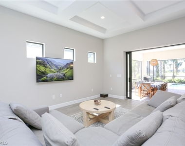 9716 Everglades Drive - Photo Thumbnail 28