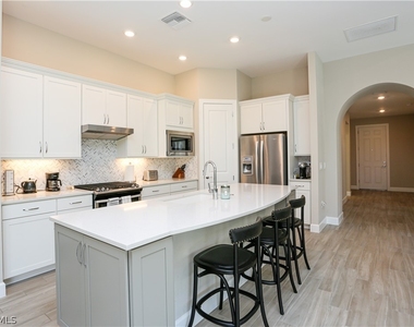 9716 Everglades Drive - Photo Thumbnail 31