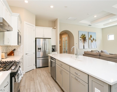 9716 Everglades Drive - Photo Thumbnail 30