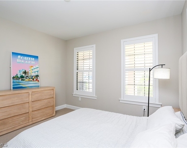 9716 Everglades Drive - Photo Thumbnail 21
