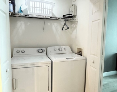 1190 Reserve Way - Photo Thumbnail 13