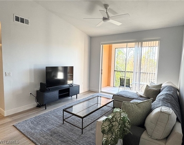 1190 Reserve Way - Photo Thumbnail 2
