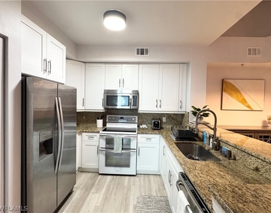 1190 Reserve Way - Photo Thumbnail 5