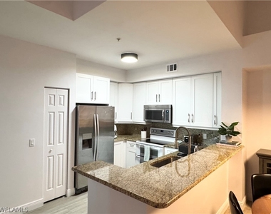 1190 Reserve Way - Photo Thumbnail 4