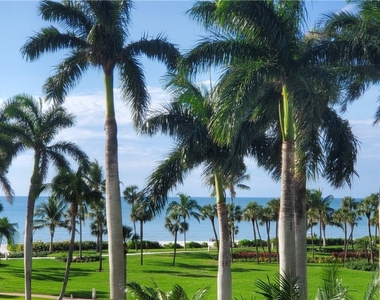 4021 Gulf Shore Boulevard N - Photo Thumbnail 10