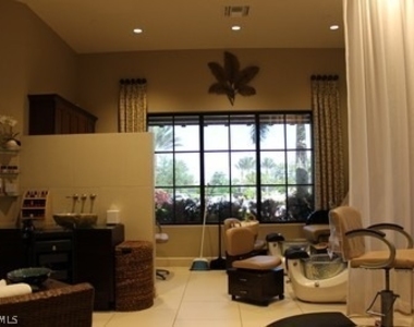 9377 Pocida Court - Photo Thumbnail 29