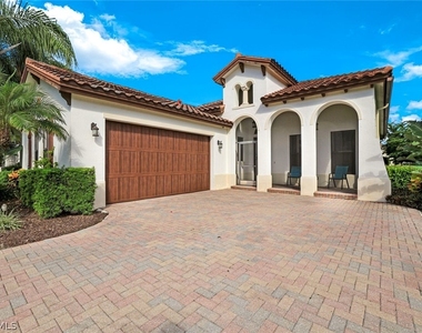 5177 Salerno Street - Photo Thumbnail 4