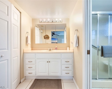 1802 Kings Lake Boulevard - Photo Thumbnail 13