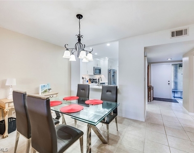 1802 Kings Lake Boulevard - Photo Thumbnail 5