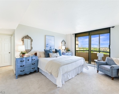 6075 Pelican Bay Boulevard - Photo Thumbnail 9