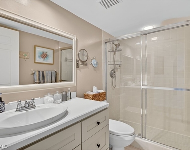 705 Augusta Boulevard - Photo Thumbnail 19