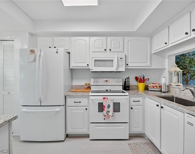 705 Augusta Boulevard - Photo Thumbnail 10