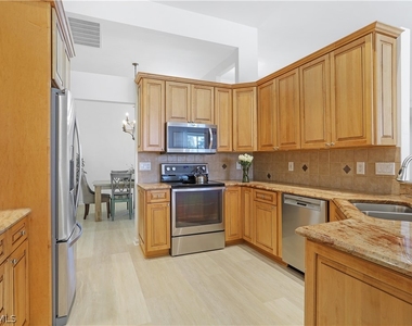 7699 Groves Road - Photo Thumbnail 10