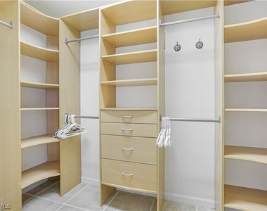 7699 Groves Road - Photo Thumbnail 21