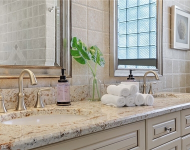 7699 Groves Road - Photo Thumbnail 20