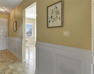 3062 Sandpiper Bay Circle - Photo Thumbnail 7