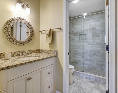 3062 Sandpiper Bay Circle - Photo Thumbnail 14