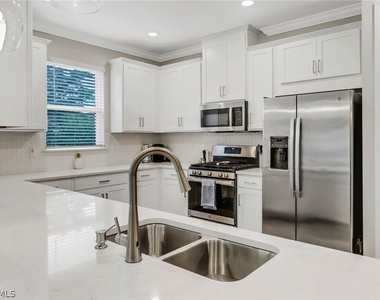 15210 Sacile Street - Photo Thumbnail 19
