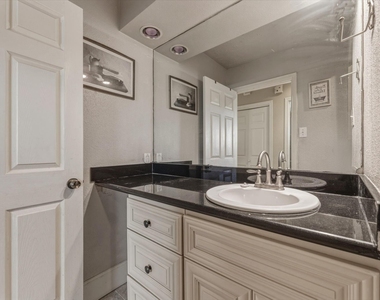 5211 Court Road - Photo Thumbnail 19