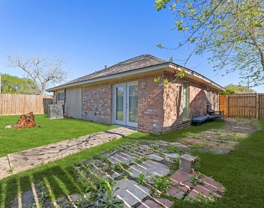 5211 Court Road - Photo Thumbnail 33