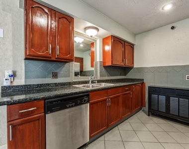 5211 Court Road - Photo Thumbnail 8