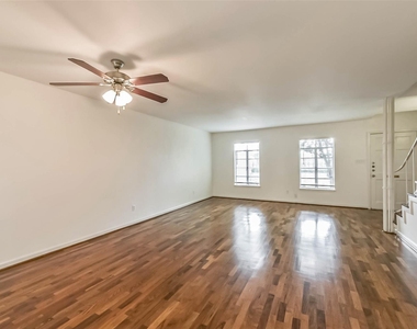 815 S Ripple Creek Drive - Photo Thumbnail 1