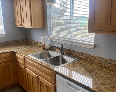 16712 Fletcher Christian Road - Photo Thumbnail 7
