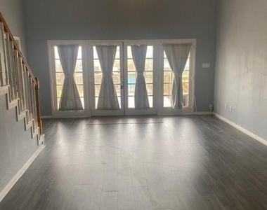 16712 Fletcher Christian Road - Photo Thumbnail 4