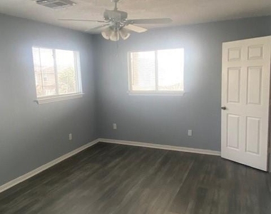 16712 Fletcher Christian Road - Photo Thumbnail 14
