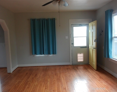 4619 Avenue S Alley S - Photo Thumbnail 1